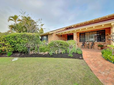 13 Bowman Court, Kardinya WA 6163