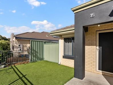 15 Milagro Fairway, Seville Grove WA 6112