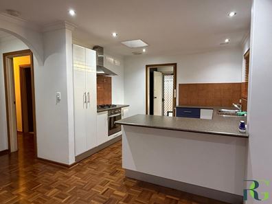 172B Riseley Street, Booragoon WA 6154