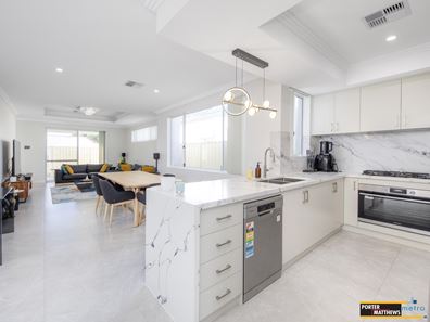 2/2 Nicholas Street, Gosnells WA 6110