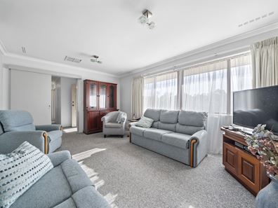 15 Glenn Place, Duncraig WA 6023