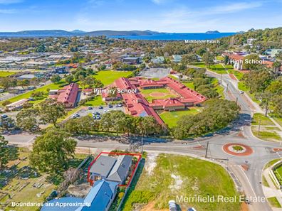 27 Suffolk Street, Mount Clarence WA 6330
