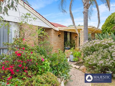 11 Nunn Close, Bateman WA 6150