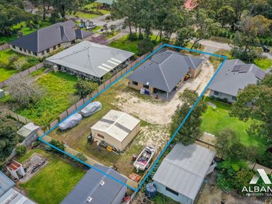 77 McKail Street, Orana WA 6330
