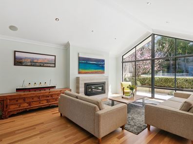 61 Melvista Avenue, Nedlands WA 6009