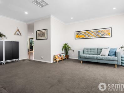 8 Karrakat Glade, Beeliar WA 6164