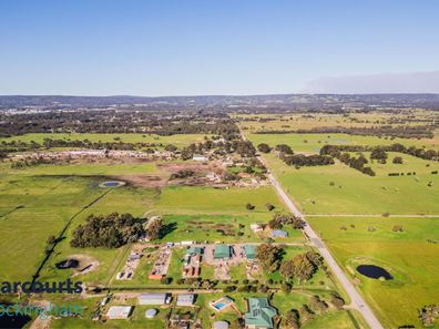 322 Gossage Road, Oldbury WA 6121