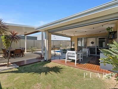 7 Jalon Gardens, Alkimos WA 6038