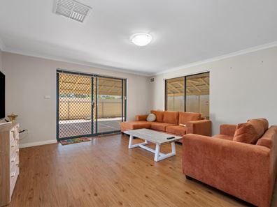 346B Piccadilly Street, West Lamington WA 6430