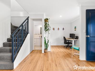 94 Pimento Circle, Port Kennedy WA 6172