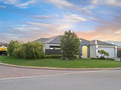 14 Anvils Circle, Secret Harbour WA 6173