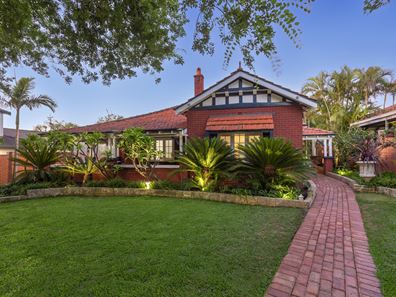 12 Karoo Street, South Perth WA 6151
