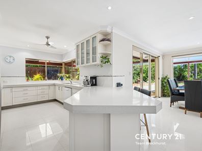 12 Bluebell Court, Thornlie WA 6108