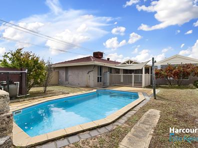 19 Townsend Road, Rockingham WA 6168