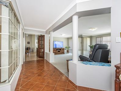 28 St Laurent Mews, Port Kennedy WA 6172