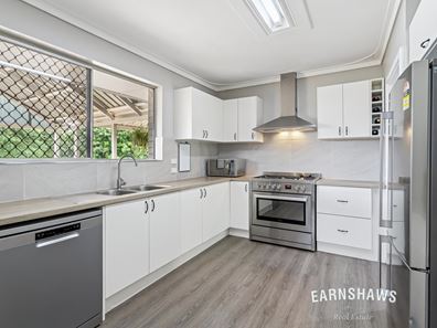 13 Arundle Avenue, Greenmount WA 6056