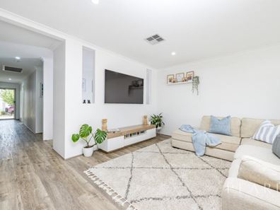 42 Picasso Promenade, Alkimos WA 6038