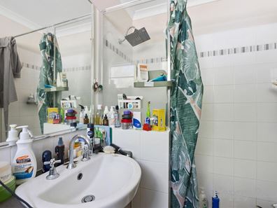 10/158 George Street, Queens Park WA 6107