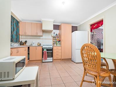 67A & B Kenny Crescent, Rangeway WA 6530