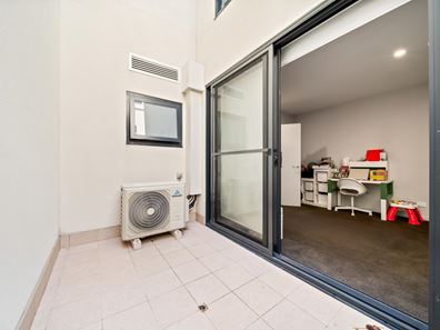 109/8 Willcock St, Ardross WA 6153