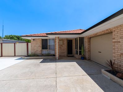 2/10 Linley Road, Wannanup WA 6210