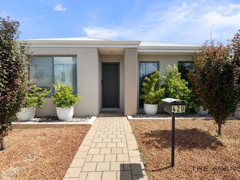 42B Kembla Circle, Madeley WA 6065