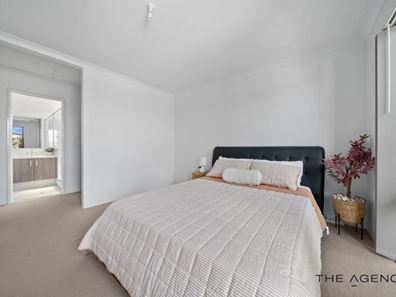 42B Kembla Circle, Madeley WA 6065