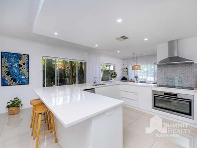 22 Mercury Pass, Australind WA 6233