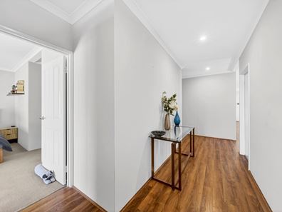 22 Glenfinlass Parade, Wellard WA 6170