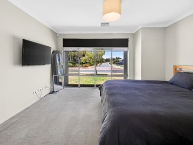 22 Glenfinlass Parade, Wellard WA 6170