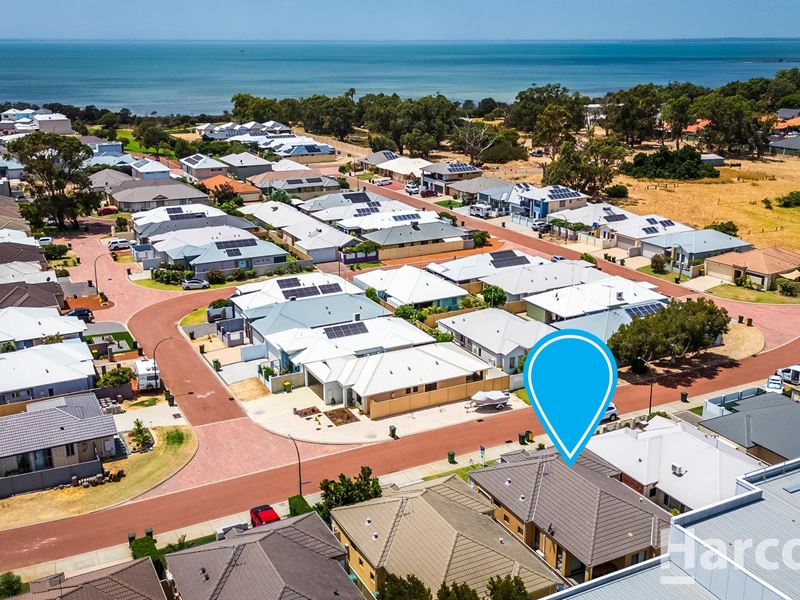 18 Illyarrie Avenue, Falcon