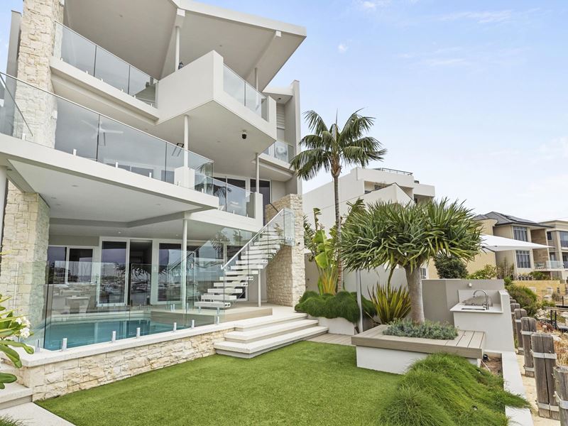 4 Southampton Lane, Mindarie WA 6030