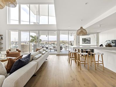 4 Southampton Lane, Mindarie WA 6030