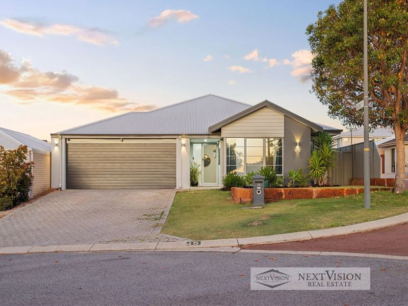 15 Apostles Corner, Wandi WA 6167