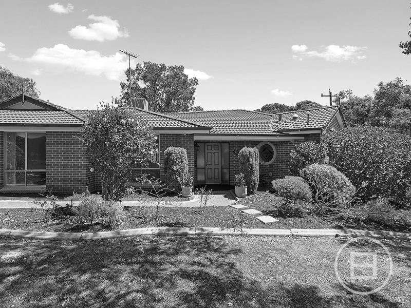 19 Knox Crescent, Melville