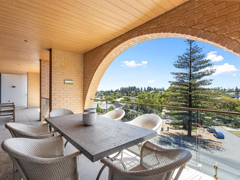 344/1 Airlie Street, Claremont