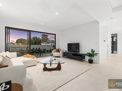 64 Waratah Avenue, Dalkeith WA 6009
