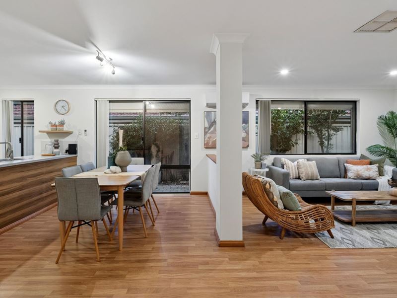 5 JAMES GILMOUR WAY, Darch