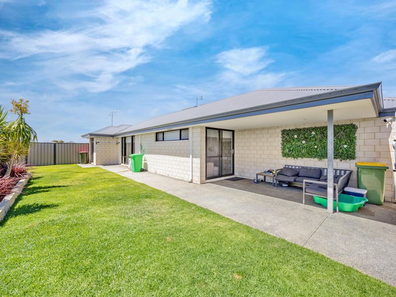 120 The Boulevard, Australind WA 6233