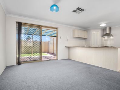 2/308 Streich Avenue, Armadale WA 6112