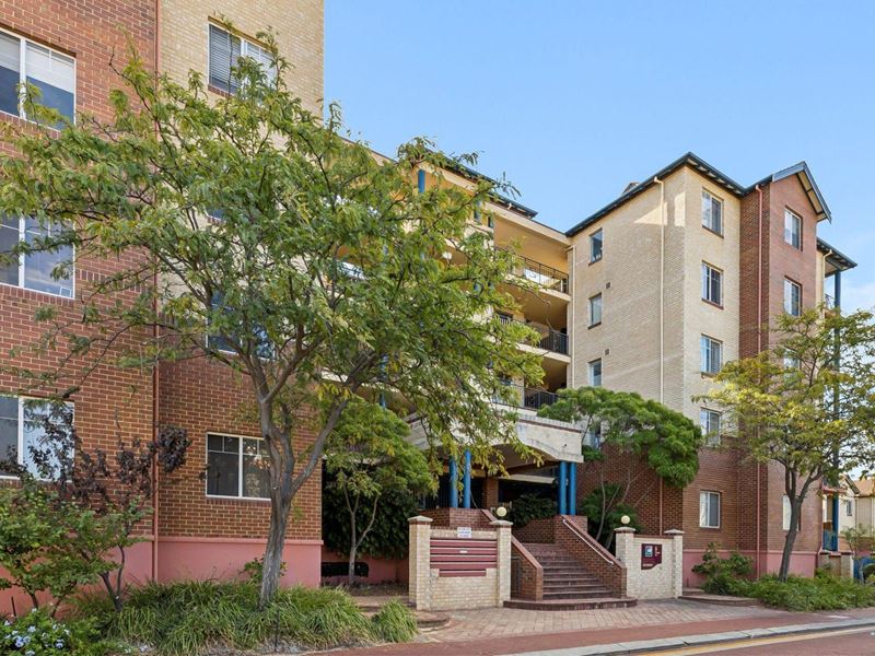119/7-11 Heirisson Way, Victoria Park