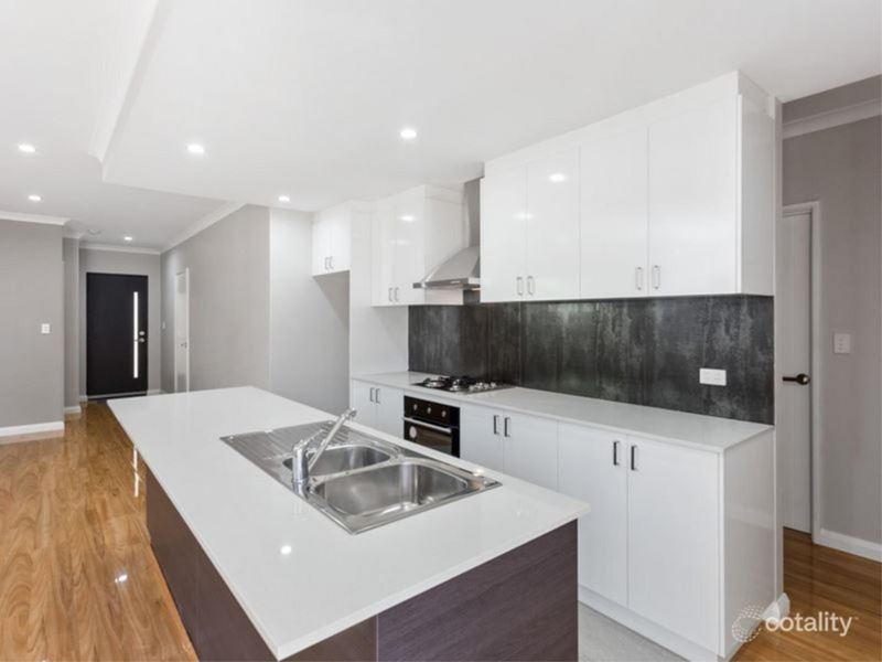 15D Sixth Road, Armadale
