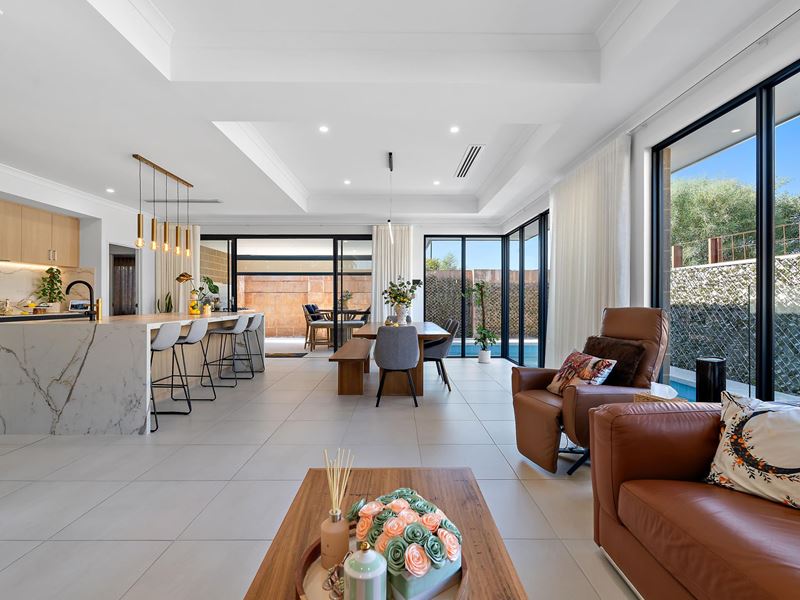 102 Bernborough Ave, Caversham