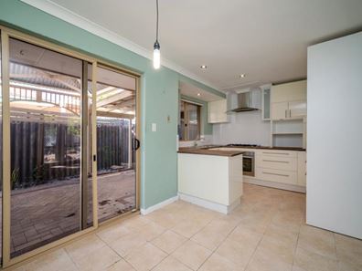 2/62 Smith Street, Dianella WA 6059