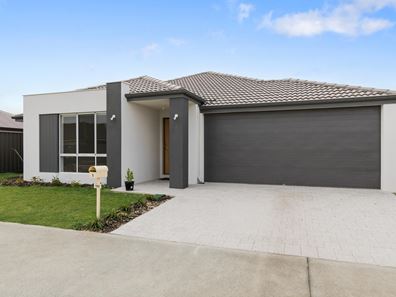8 Nirvana Road, Lakelands WA 6180