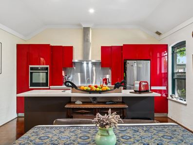 34A Samson Street, White Gum Valley WA 6162