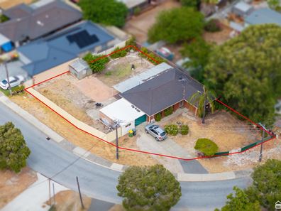 30 Tewson Road, Camillo WA 6111
