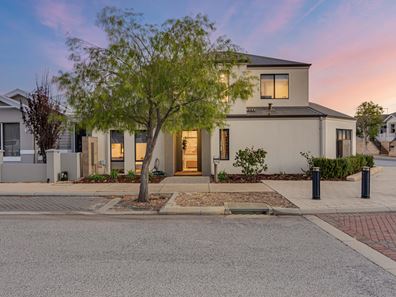 2 Larkhall Way, Butler WA 6036