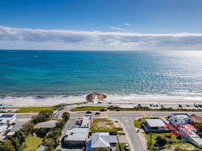 82 Ocean Drive, Quinns Rocks WA 6030