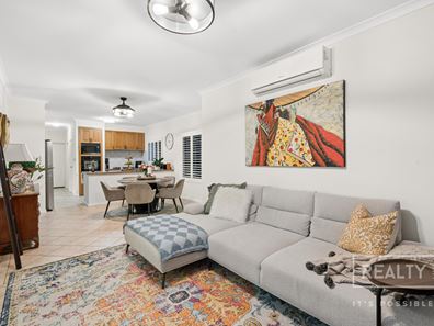 4/104 Grand Promenade, Doubleview WA 6018